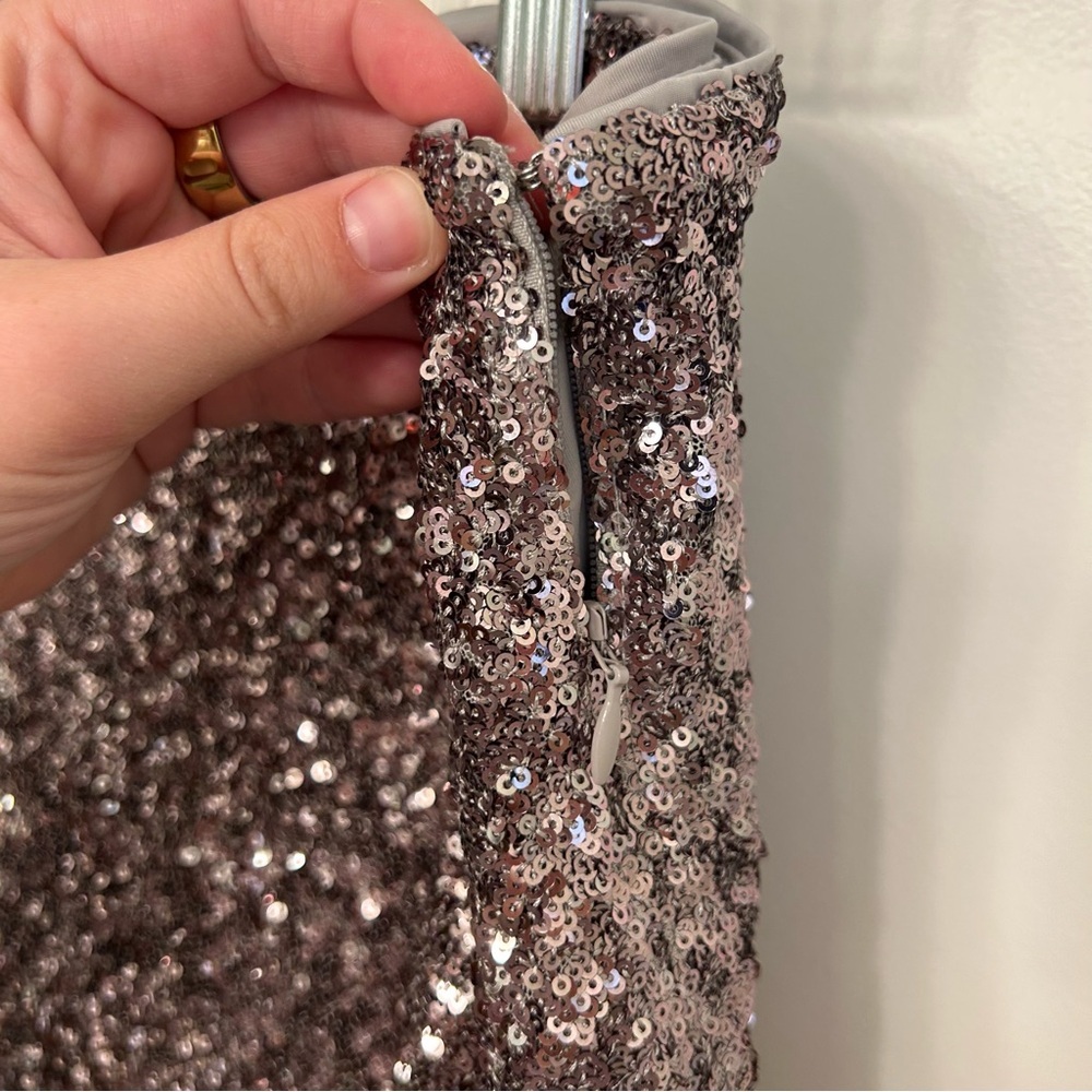 NWT Abercrombie & Fitch The Scarlett Mini Skort Sequins Silver Zipper - Picture 6 of 8